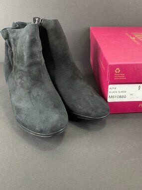 Munro | Women’s Shoes Alfie Black Suede Boots 9